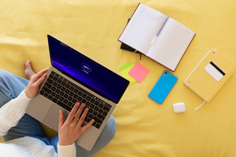 Como encontrar o notebook perfeito para estudos e trabalho